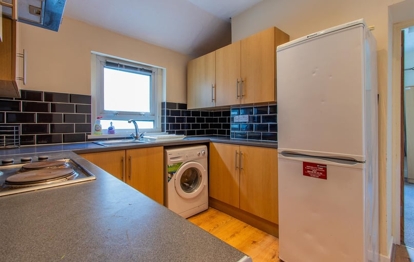 Crwys Road, Cathays, Cardiff - Image 1